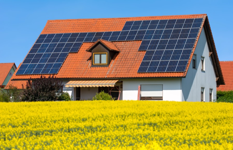 Haus mit Photovoltaikanlage